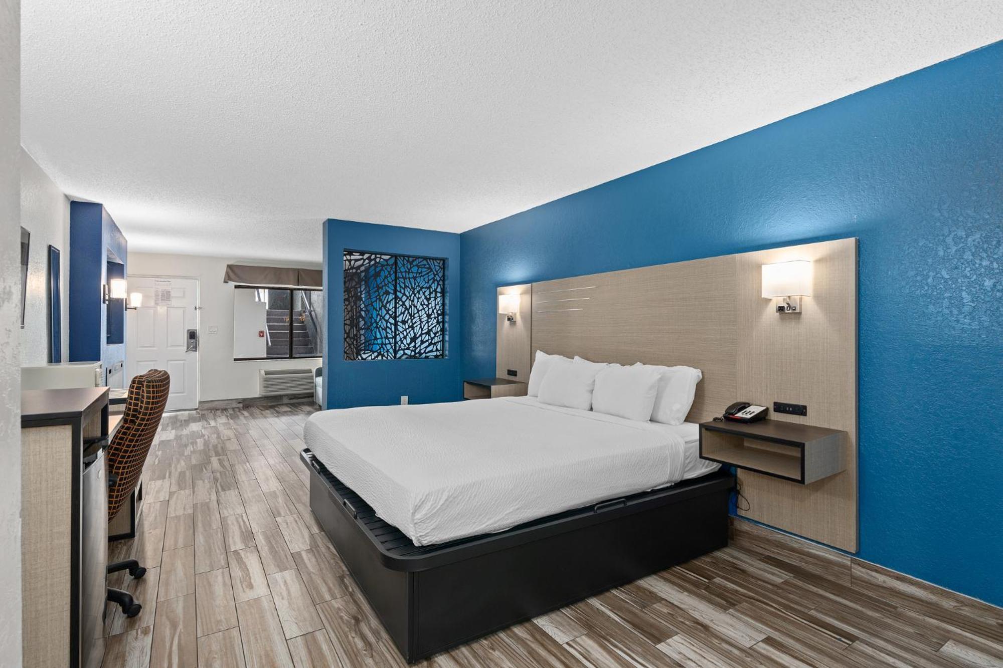 Baymont By Wyndham Orlando Downtown Hotel Exterior photo